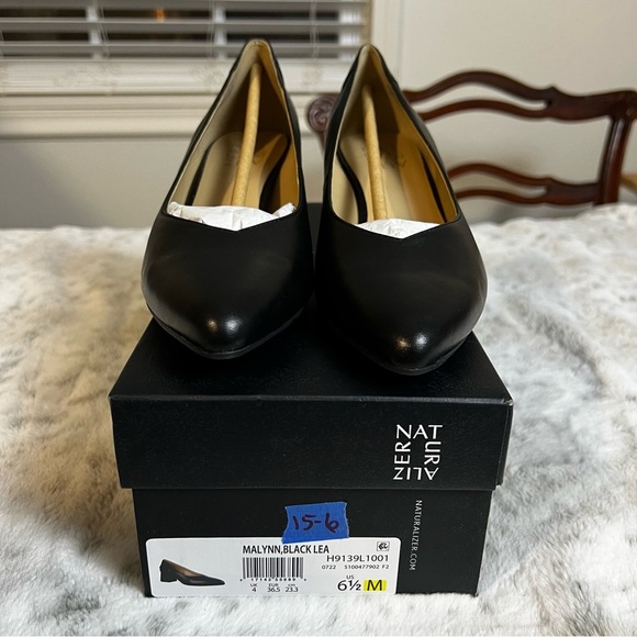 NIB Naturalizer Black Leather Malynn Pumps Block Heels sz 6.5 - Picture 6 of 13